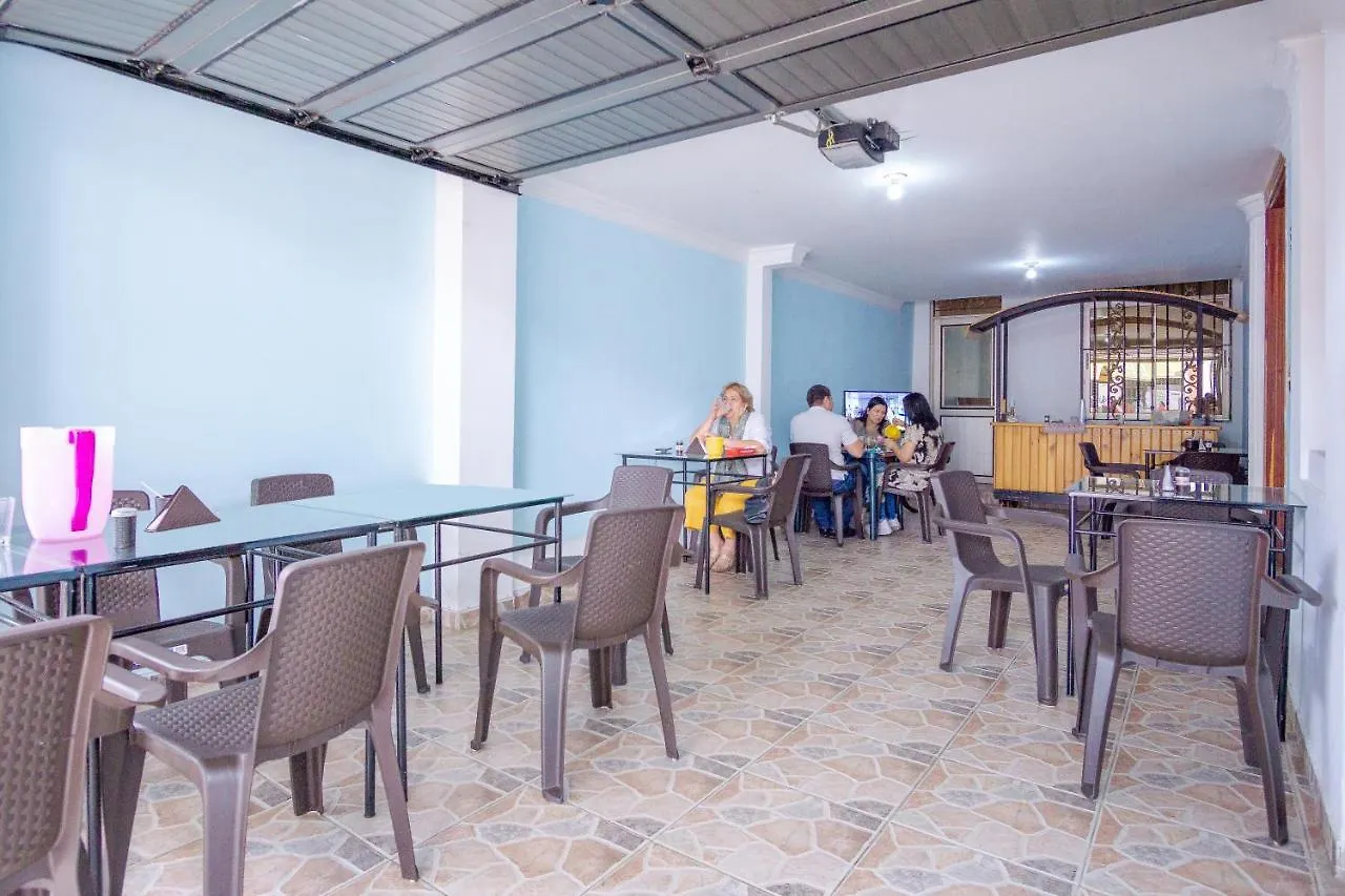 Ayenda Casa Impacto 0*, Cali Colombia